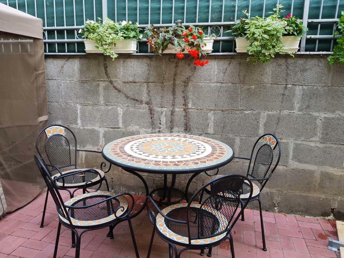 Brand New Garden Flat / Free Parking Leilighet Budapest Eksteriør bilde